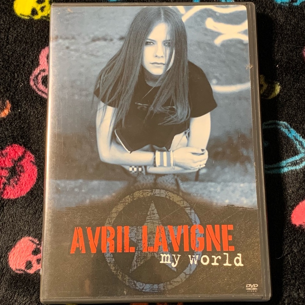 Avril Lavigne My World DVD / CD